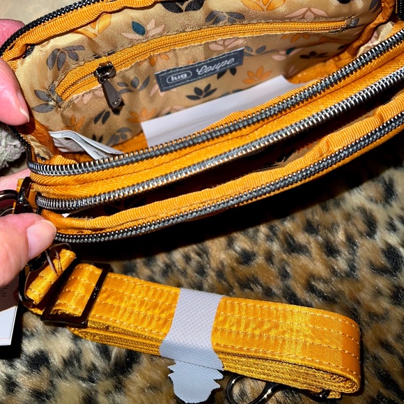 Lug Coupe Crossbody Bag NWT'S Amber Yellow - Picture 10 of 11